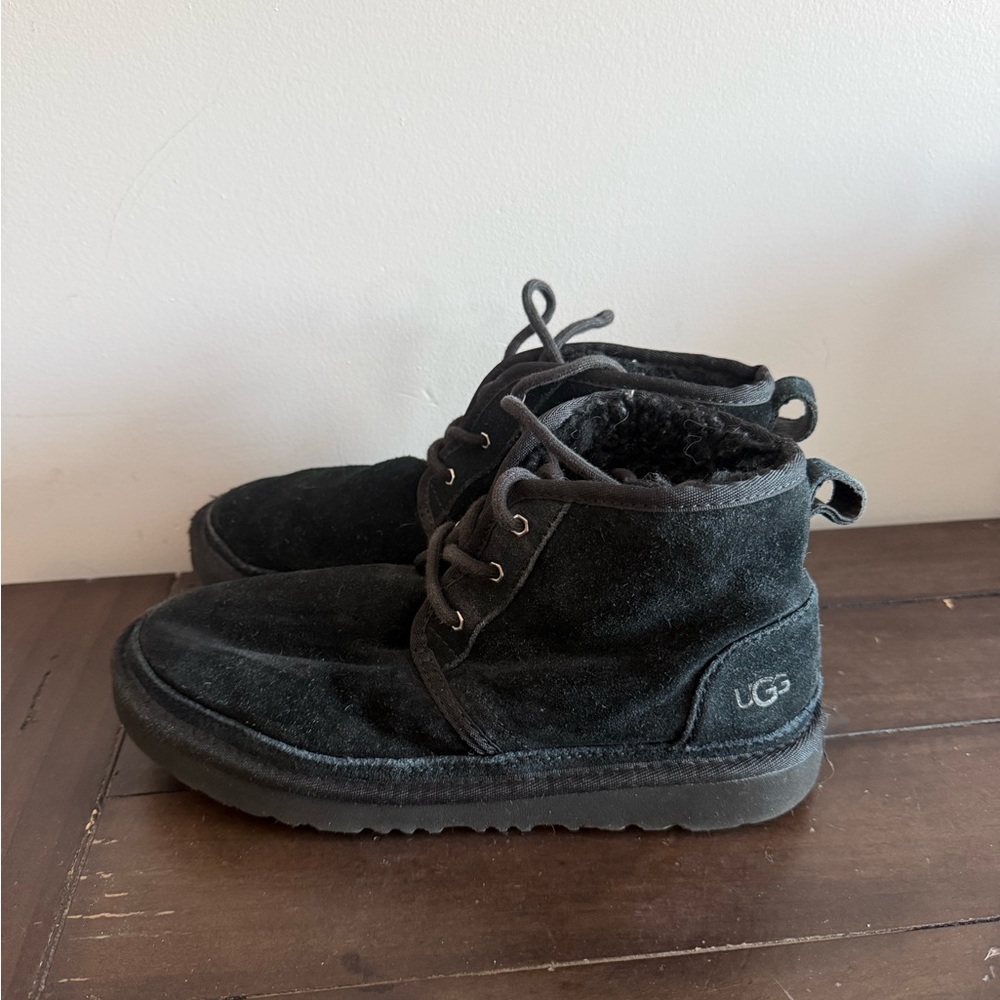 UGG Neumel Black Suede Lace Up Boots Men’s 6 Women’s 8 EU 38